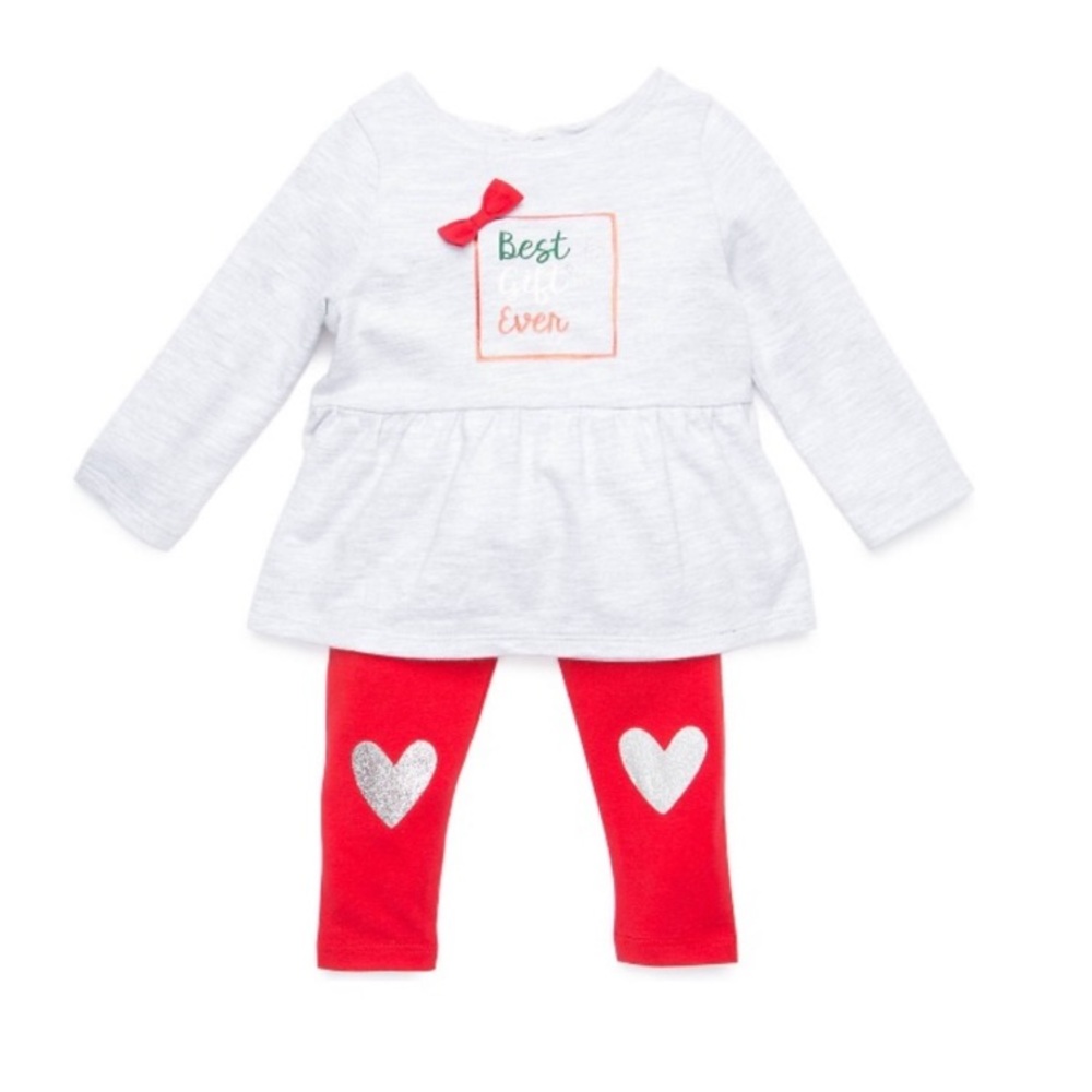 Best Gift Ever Leggings Outfit